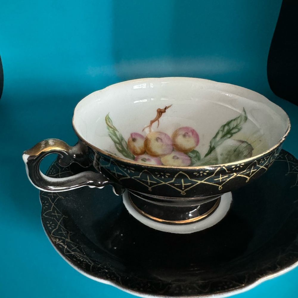 Collector Nippon Yoko Boeki China cup & saucer - Picture 3 of 10